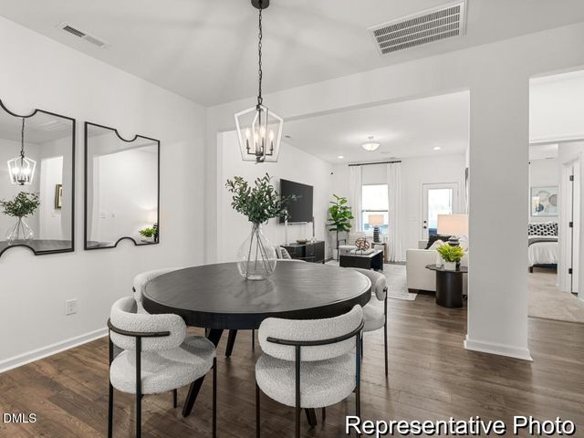 271 Periwinkle Place 200, Clayton, NC 27527