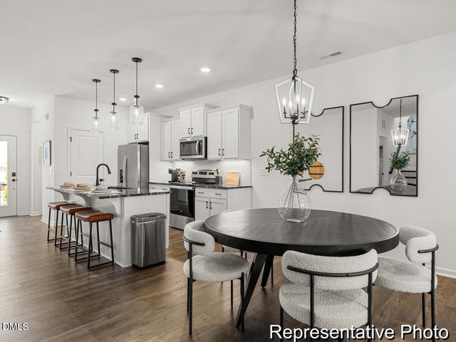 271 Periwinkle Place 200, Clayton, NC 27527