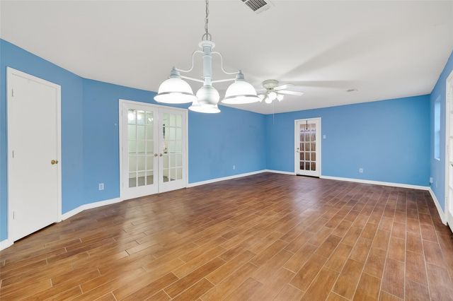 1912 Sedgie Drive, Houston, TX 77080