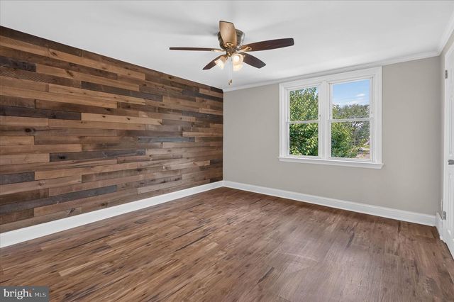 1044 W ASHLAND AVE, Glenolden, PA 19036