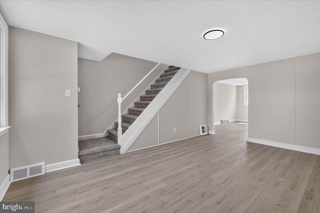 1044 W ASHLAND AVE, Glenolden, PA 19036