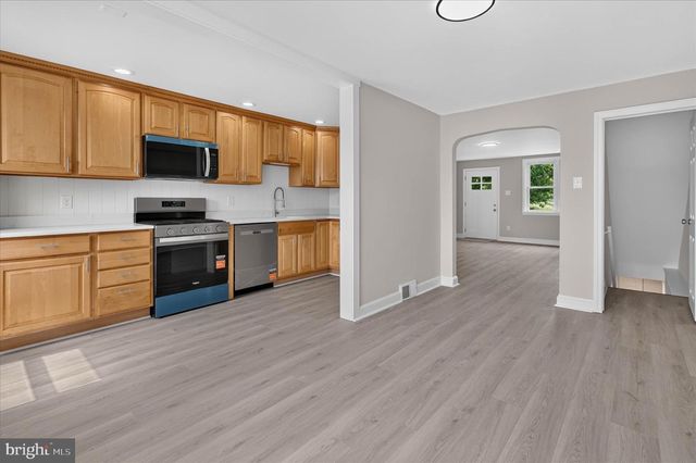 1044 W ASHLAND AVE, Glenolden, PA 19036