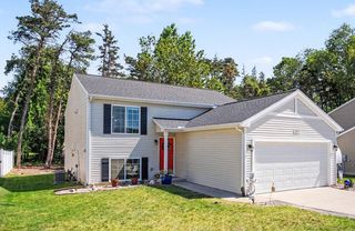 2006 Hillside Drive 8, Greenville, MI 48838