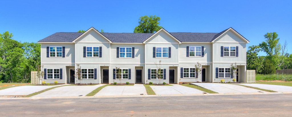 103 Constitution Circle Drive, A, Washington, GA 30673