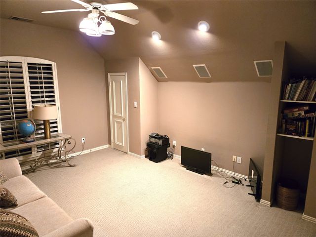 23 Ashton Court, Dallas, TX 75230