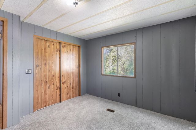 12514 Bonnie Lane, Middlebury, IN 46540