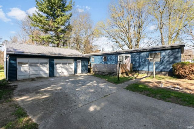 12514 Bonnie Lane, Middlebury, IN 46540