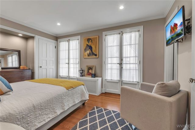 17 Mayfair Lane, Buffalo, NY 14201