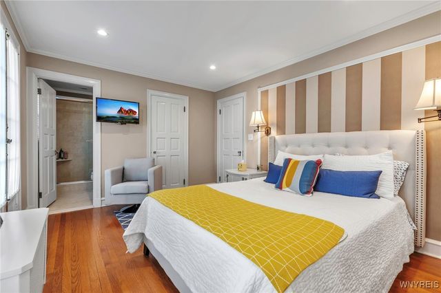 17 Mayfair Lane, Buffalo, NY 14201