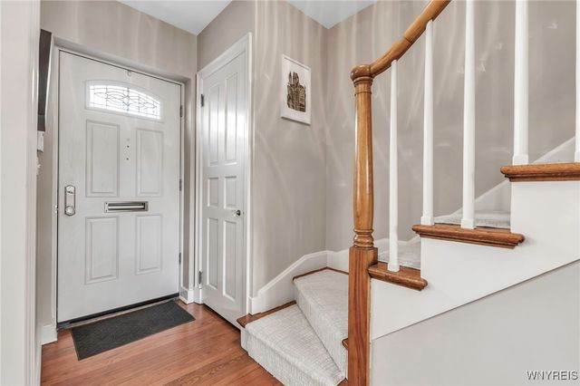 17 Mayfair Lane, Buffalo, NY 14201