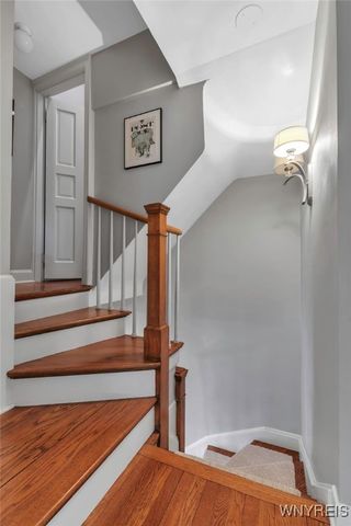 17 Mayfair Lane, Buffalo, NY 14201