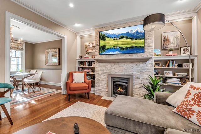 17 Mayfair Lane, Buffalo, NY 14201