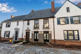 17 Mayfair Lane, Buffalo, NY 14201