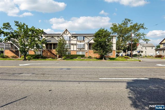 33 Henry Place B2, Hackensack, NJ 07601