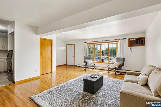 33 Henry Place B2, Hackensack, NJ 07601