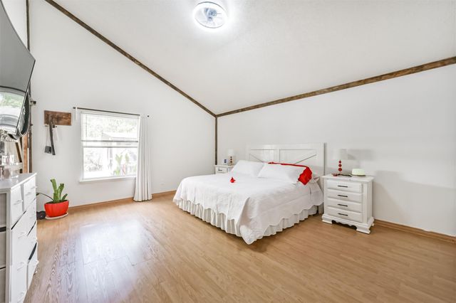 2814 Waypark Drive, Houston, TX 77082