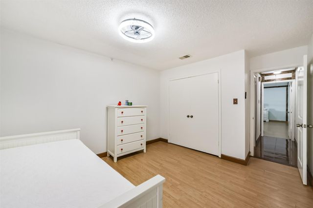2814 Waypark Drive, Houston, TX 77082