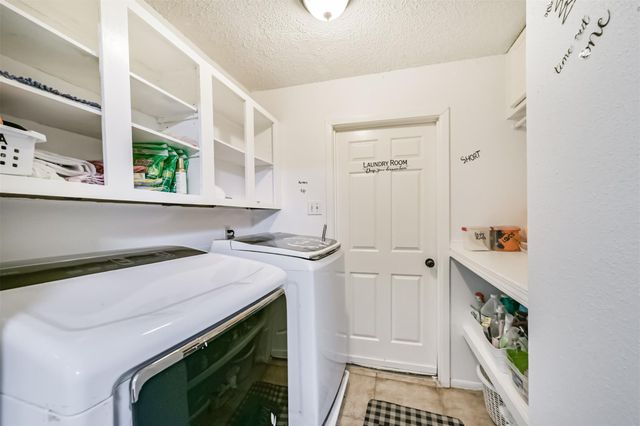2814 Waypark Drive, Houston, TX 77082