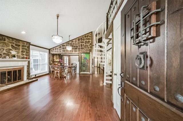 2814 Waypark Drive, Houston, TX 77082