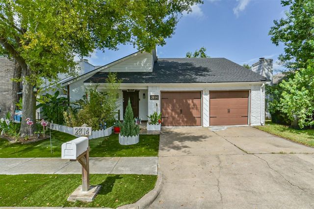 2814 Waypark Drive, Houston, TX 77082