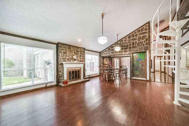 2814 Waypark Drive, Houston, TX 77082