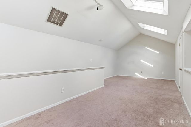 92 Beverly Hill Terrace, Woodbridge Proper, NJ 07095