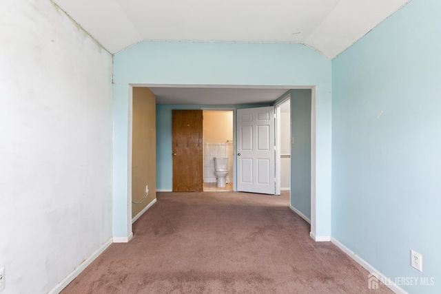 92 Beverly Hill Terrace, Woodbridge Proper, NJ 07095