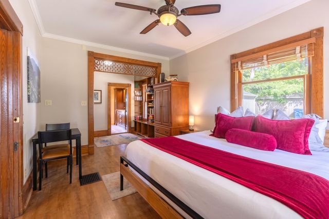 300 Ferry Street, Douglas, MI 49406