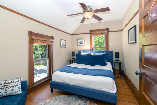300 Ferry Street, Douglas, MI 49406