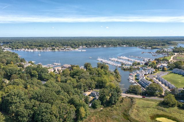 300 Ferry Street, Douglas, MI 49406