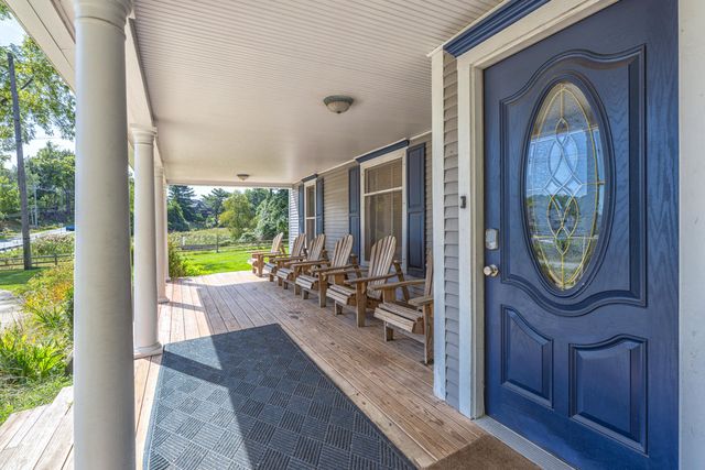 300 Ferry Street, Douglas, MI 49406