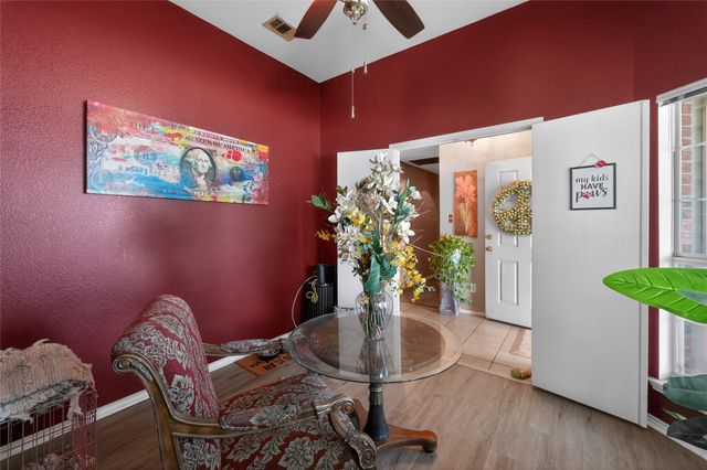 2830 Gospel Drive, Dallas, TX 75237