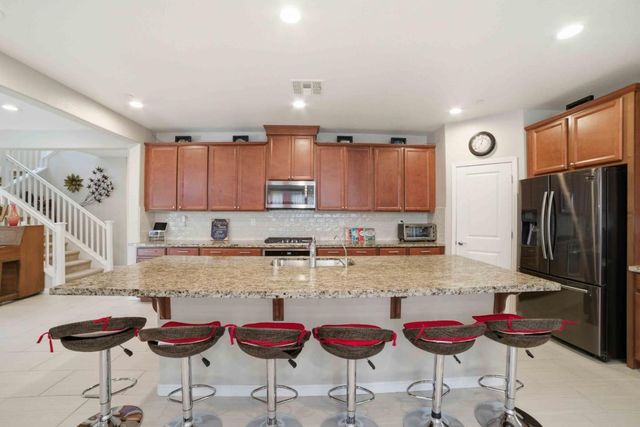 741 Baxter Way, Gilroy, CA 95020