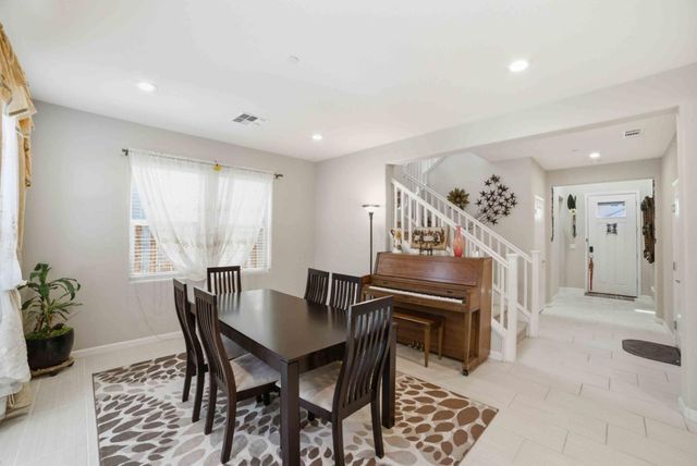 741 Baxter Way, Gilroy, CA 95020