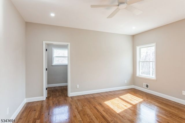 5 Frank Ave, Sayreville Boro, NJ 08872