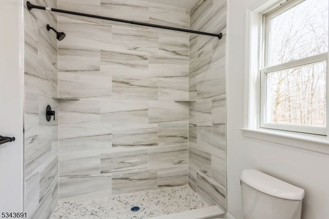 5 Frank Ave, Sayreville Boro, NJ 08872