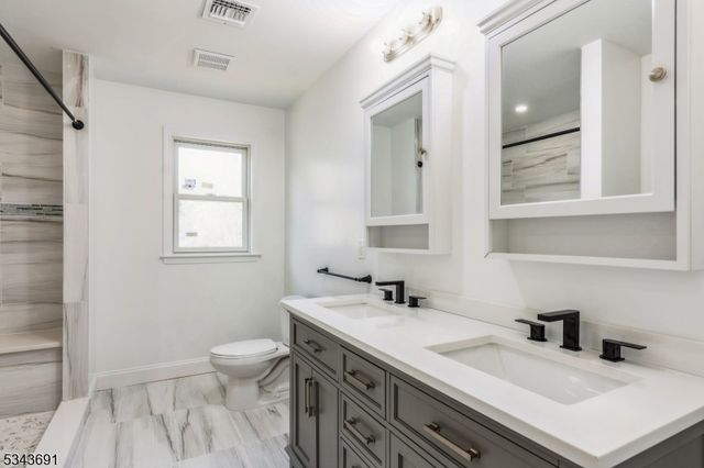 5 Frank Ave, Sayreville Boro, NJ 08872