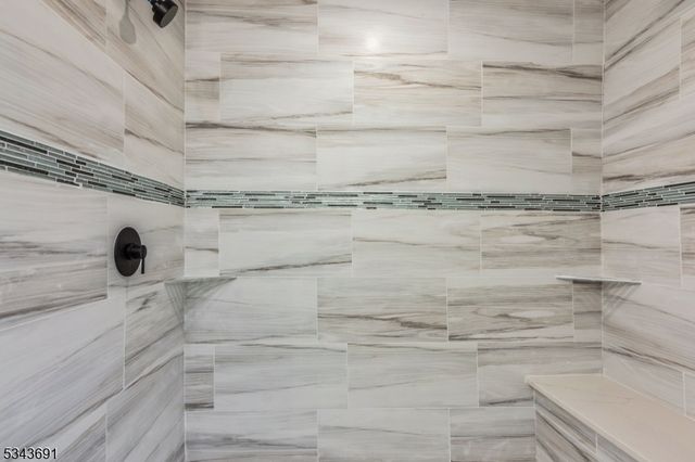 5 Frank Ave, Sayreville Boro, NJ 08872