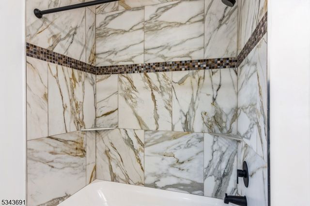 5 Frank Ave, Sayreville Boro, NJ 08872