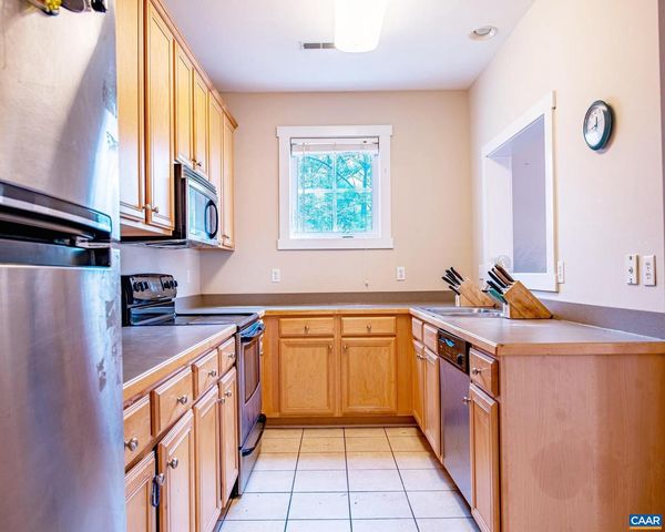 270 REMINGTON PL, Charlottesville, VA 22903