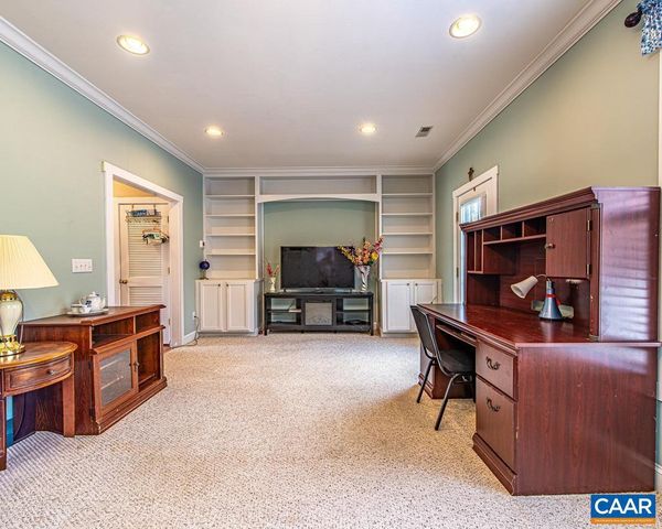 270 REMINGTON PL, Charlottesville, VA 22903