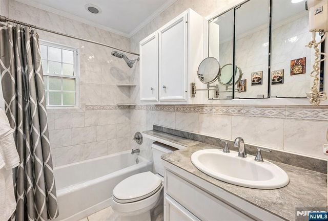 115 Claremont Terrace, Wayne, NJ 07470