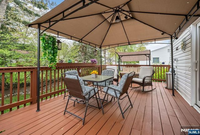 115 Claremont Terrace, Wayne, NJ 07470