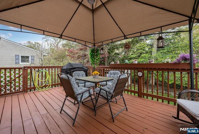 115 Claremont Terrace, Wayne, NJ 07470