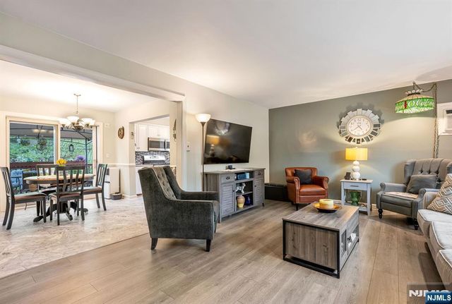 115 Claremont Terrace, Wayne, NJ 07470