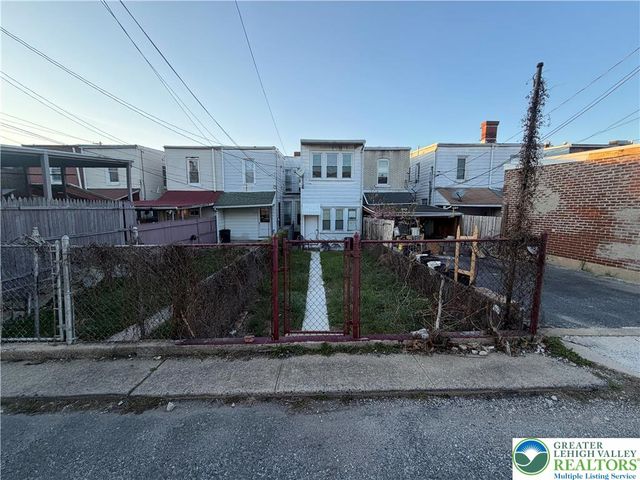1144 West Allen Street, Allentown City, PA 18102