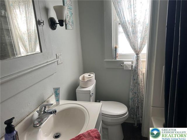 1144 West Allen Street, Allentown City, PA 18102