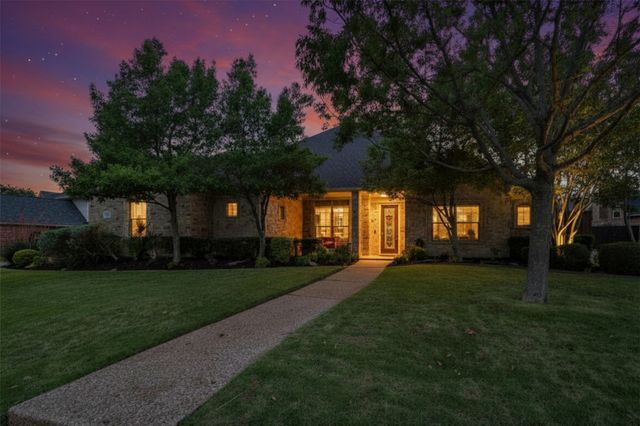 6013 Gateridge Drive, Flower Mound, TX 75028