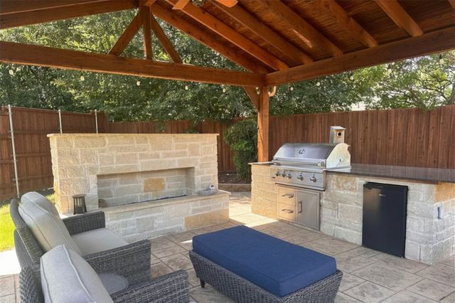 6013 Gateridge Drive, Flower Mound, TX 75028