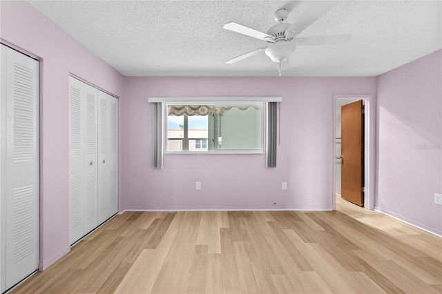 5603 80TH STREET N 512, St Petersburg, FL 33701